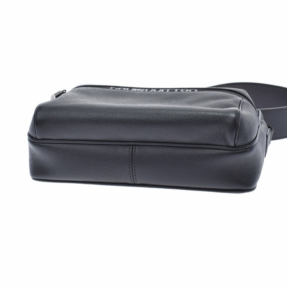 Louis Vuitton Shoulder Messenger Taiga Bag Ardoise - Picture 5 of 12